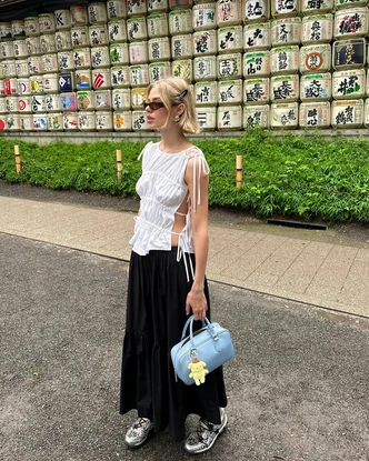 Где купить milkmaid top — любимый топ Хейли Бибер и тренд лета 2025