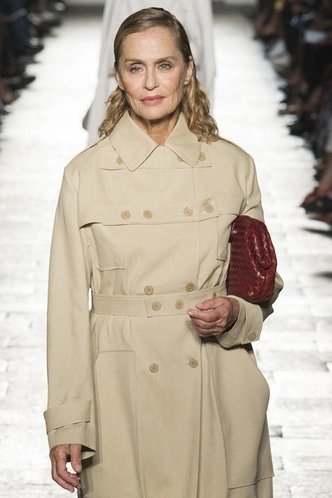 50 лет кожаному плетению Intrecciato: 10 культовых выходов звезд в Bottega Veneta