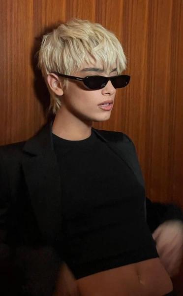 Dolce Bob, Paris Chic и еще 4 трендовых стрижки лета-2025
