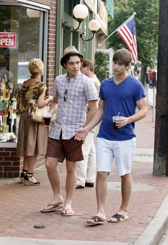 I'm Chuck Bass: 15 легендарных образов Эда Вествика в сериале «Сплетница»