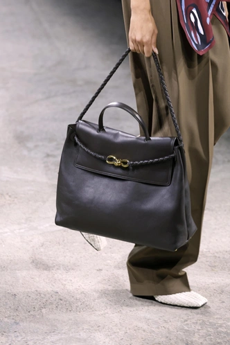 Не только Birkin: алфавит культовых сумок от А до Я