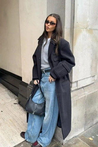 Хит показов Saint Laurent и Miu Miu — пальто с широкой линией плеч. Как его носить?