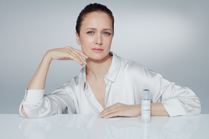Инновационное средство для кожи вокруг глаз: бренд Institut Esthederm выпускает сыворотку для продления молодости кожи вокруг глаз Age Proteom
