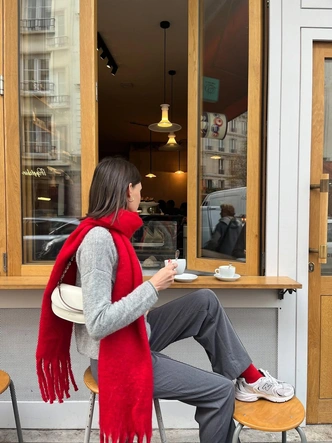 7 способов разнообразить образ в холодную погоду (без верхней одежды)