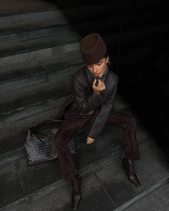 7 способов разнообразить образ в холодную погоду (без верхней одежды)