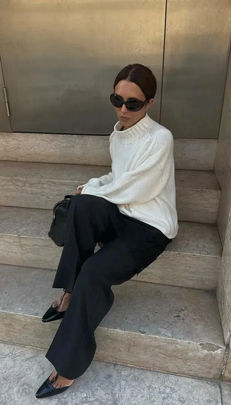 Какой он — идеальный базовый свитер: 33 лучших варианта у российских брендов