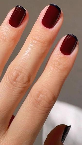 Маникюр на Хэллоуин: 15 небанальных идей, среди которых каждый найдет что-то свое