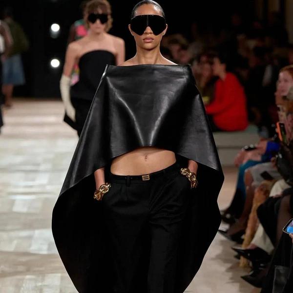Оммаж Кристобалю: дебютная коллекция Пьерпаоло Пиччоли для Balenciaga