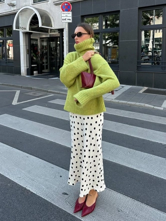 Бордо + оливковый: самый красивый дуэт ноября, который выглядит дорого