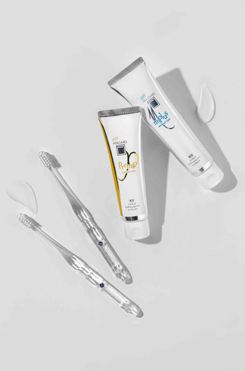 Эволюция японского ухода за зубами: 40 лет технологии NANO™