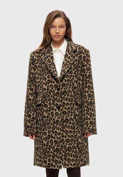 Главная покупка сезона: леопардовое пальто, которое носят самые модные девушки