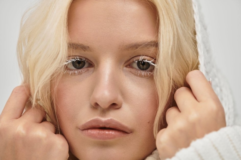 Главные ошибки в уходе за кожей зимой: надо ли использовать солнцезащитные средства зимой, мнение косметолога