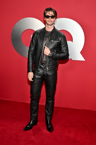 Хейли Бибер в «голом» платье Gucci на вечеринке GQ Men of the Year