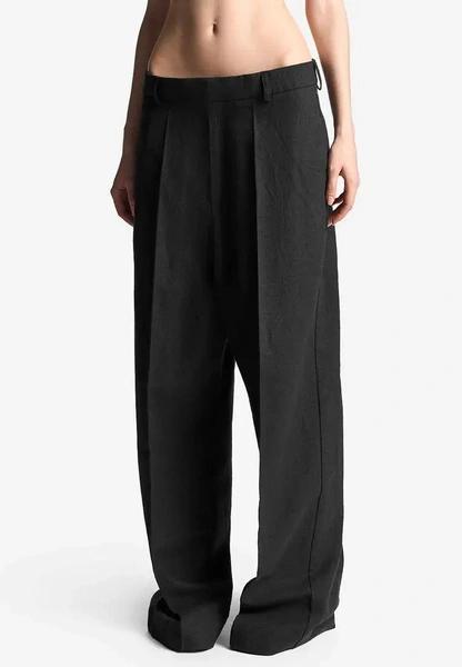 Идеальная база — брюки на осень-зиму 2025/26: лучшие модели у российских брендов