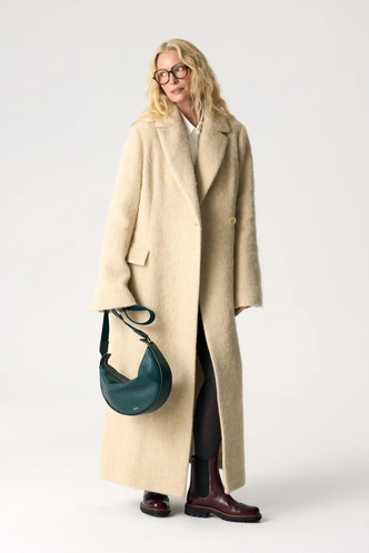 Инвестиция в комфорт: 4 модели обуви, которые переживут все тренды