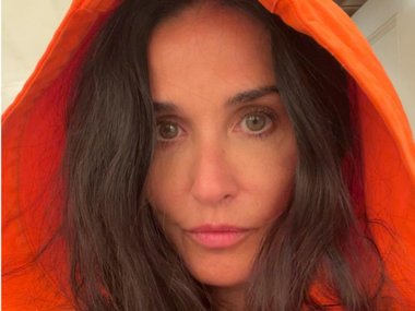 Как без макияжа выглядит Деми Мур: секреты красоты, макияж, в Субстанции, как ухаживает за лицом, фото без макияжа