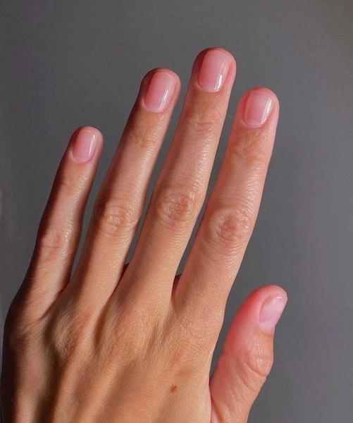 Маникюр Ирины Шейк — главный тренд ноября, который захочет повторить каждая