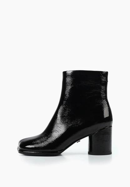 Минимализм, в который влюблены все: как Дженнифер Лоуренс стала новой королевой стритстайла