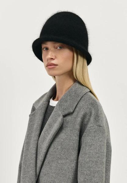 Минимализм, в который влюблены все: как Дженнифер Лоуренс стала новой королевой стритстайла