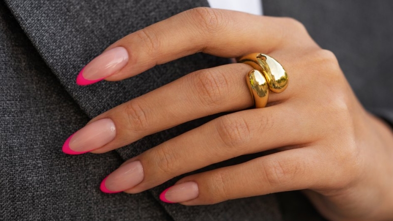 Почему не держится гель-лак: 5 частых ошибок, которые все портят