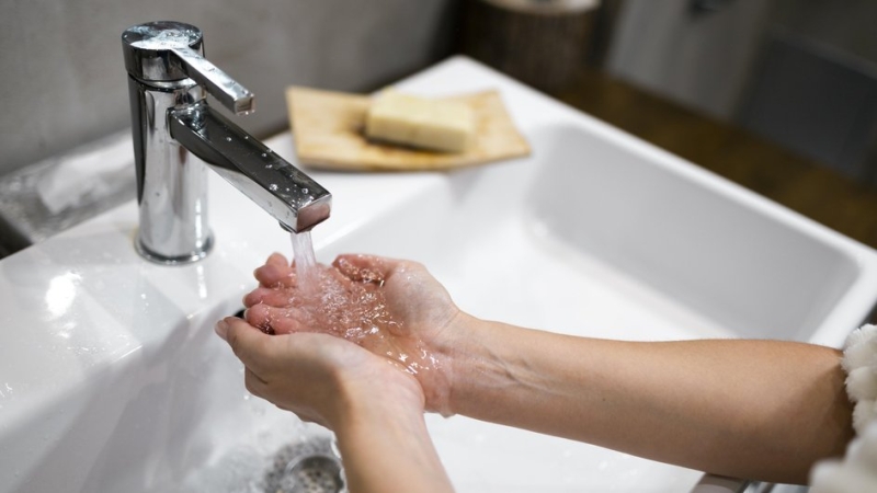 Почему не держится гель-лак: 5 частых ошибок, которые все портят