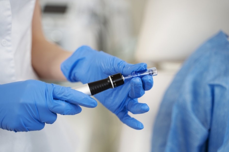 Полимолочная кислота: что это за вещество, свойства, применение в косметике и влияние на кожу