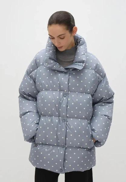 Polka dot остается с нами и этой зимой: где купить «теплый» горошек и как его стилизовать