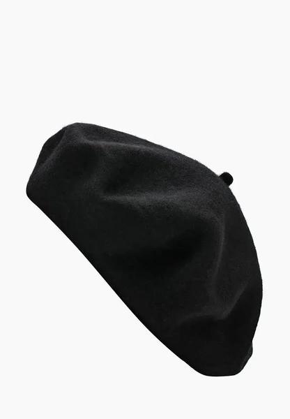 Шапки, береты и кепки: самые модные головные уборы зимы 2025/26