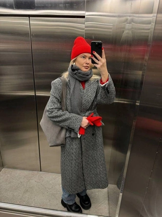 Шапки, береты и кепки: самые модные головные уборы зимы 2025/26