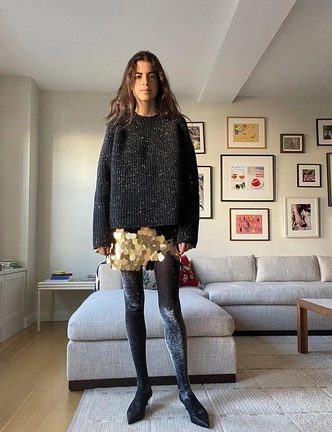 Шесть небанальных способов носить летние вещи зимой (и при чем тут кепи)