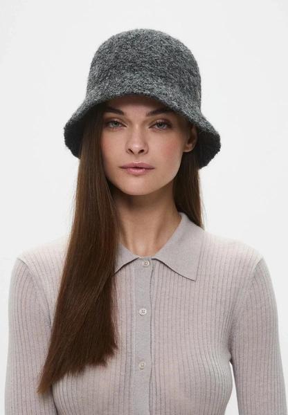 Шляпки-клош снова в моде спустя 100 лет: с чем их сочетать?