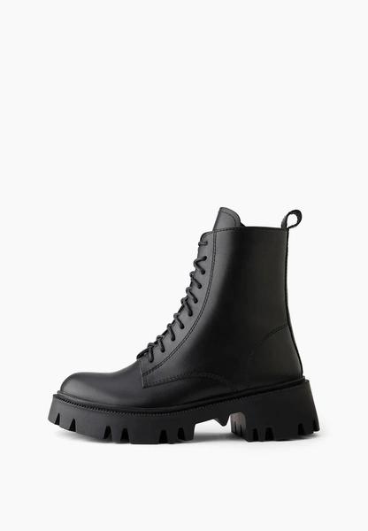 Теплая обувь: выбираем стильную пару на холодный сезон у российских брендов