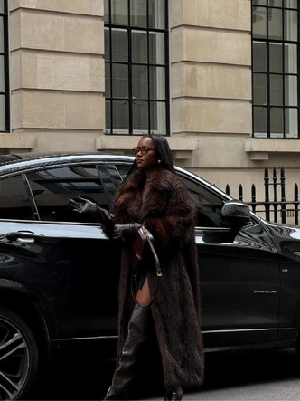 Теплые, уютные, твои: 17 лучших шуб этой зимы