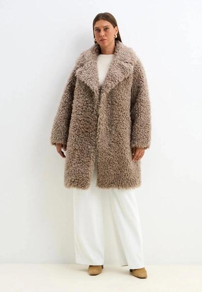 Теплые, уютные, твои: 17 лучших шуб этой зимы