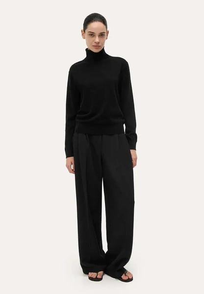 Водолазка по-французски: как выбрать и с чем сочетать самый нужный базовый трикотаж