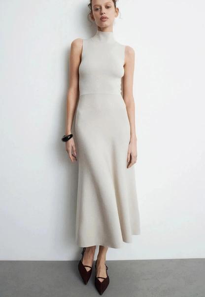 10 трикотажных платьев, которые заменят весь зимний гардероб