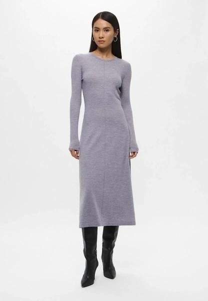 10 трикотажных платьев, которые заменят весь зимний гардероб