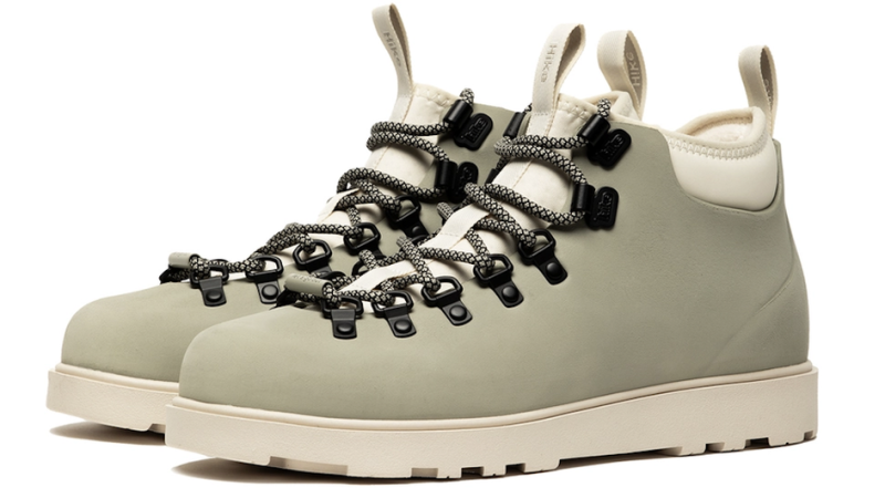 33 оригинальных идей подарков на Новый год 2026: что купить друзьям, коллегам и родственникам на новогодние праздники