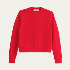 33 оригинальных идей подарков на Новый год 2026: что купить друзьям, коллегам и родственникам на новогодние праздники