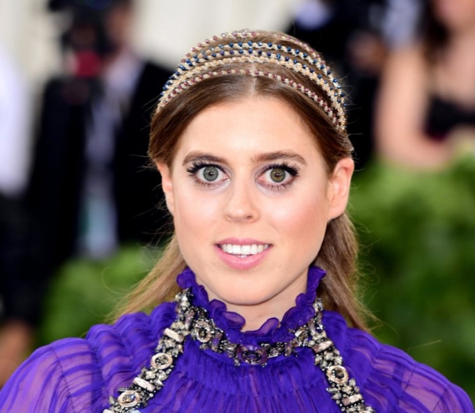 50+ лучших причесок на Новый год 2026: идеи красивых причесок на длинные, средние и короткие волосы с фото