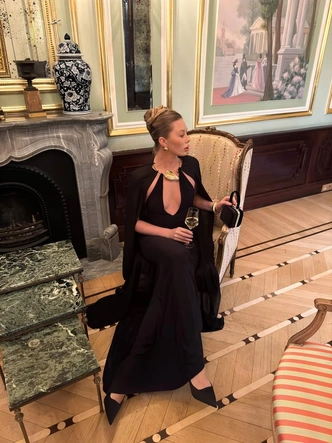 8 ошибок, из-за которых новогодний образ выглядит дешево