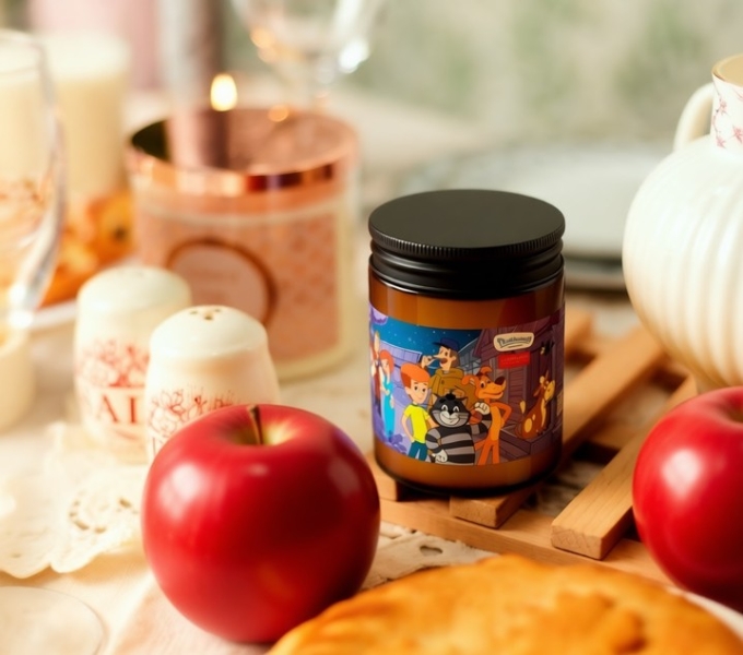 Аромат, в котором живёт детство: премьера свечи &laquo;Простоквашино&raquo; от UCANDLES