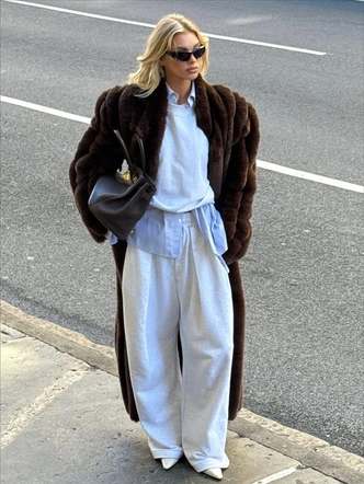 Белые брюки — главный антистресс гардероба этой зимы