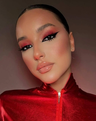 Денежный макияж на Новый год: три цвета, которые перезапустят карму богатства