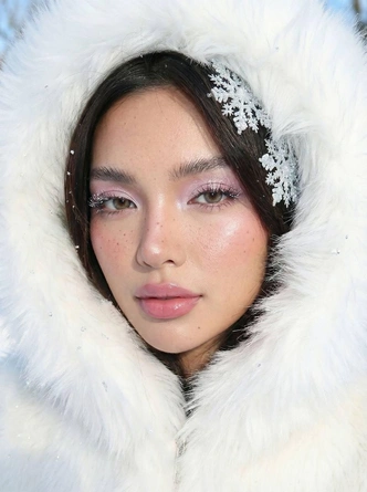 Денежный макияж на Новый год: три цвета, которые перезапустят карму богатства