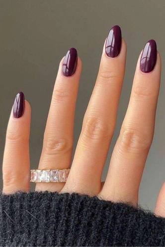 Денежный маникюр на январь 2026: всего шесть этих цветов откроют финансовый поток