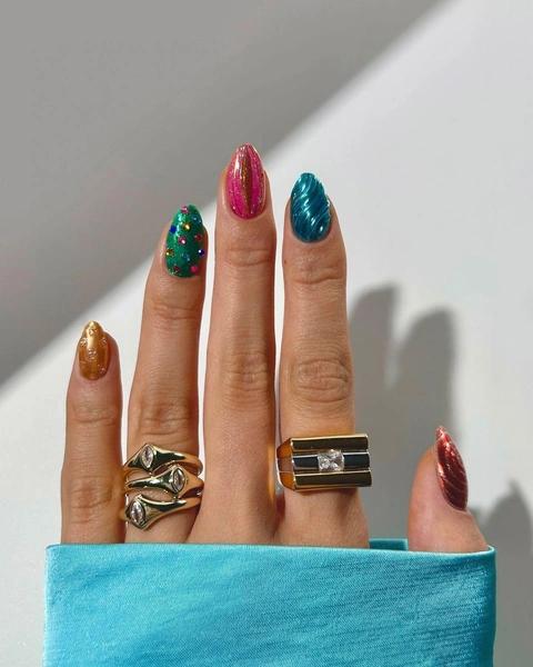 Дофаминовый маникюр&nbsp;&mdash; эти ногти поднимут настроение даже в самый серый зимний день