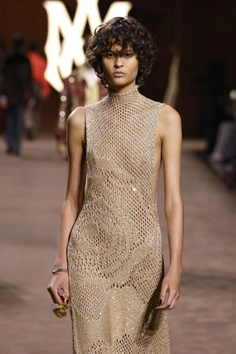 Главный hair-тренд декабря — модная стрижка шикси