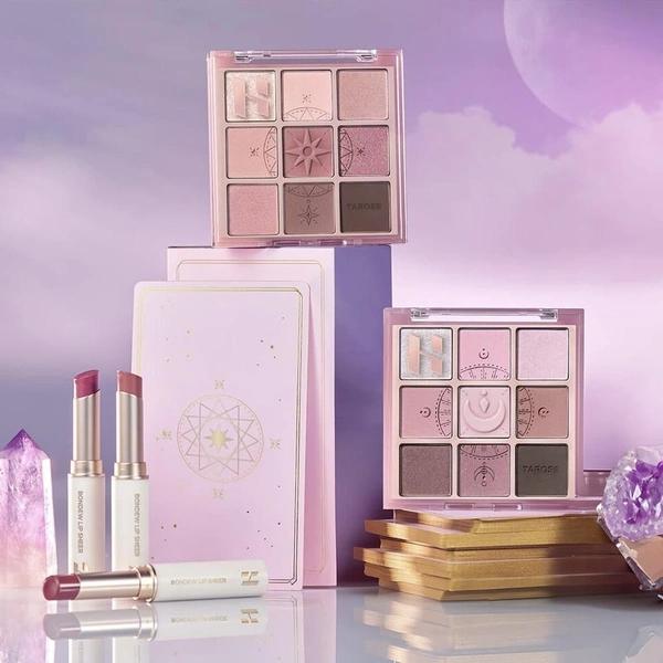 Как таро и эзотерика превратились в один из самых заметных бьюти-трендов года