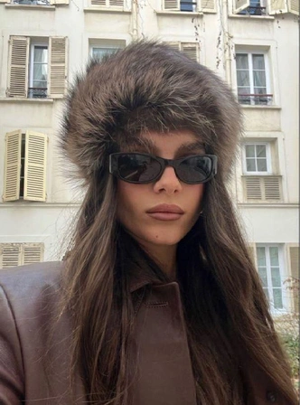Как выглядит самая модная меховая повязка зимы